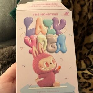 Labubu, Lazy yoga, sleeping